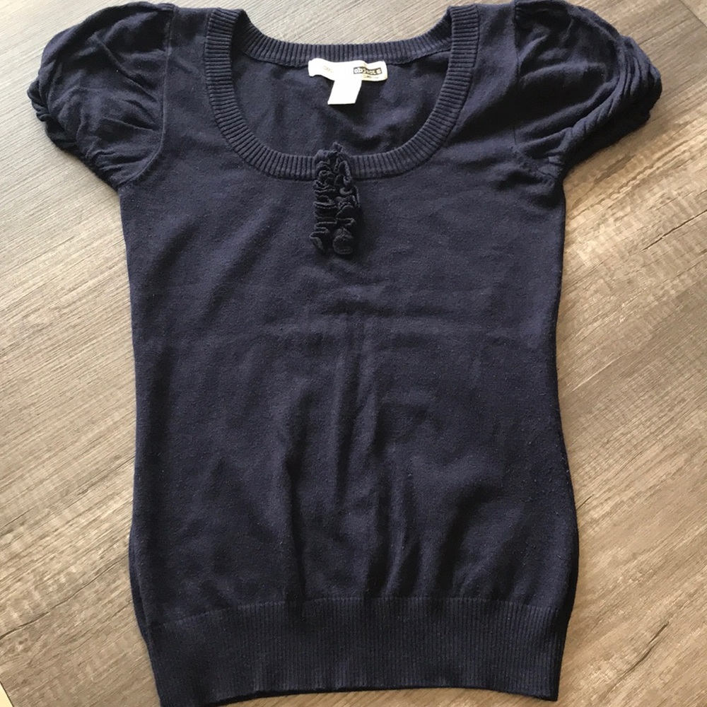 NECESSARY OBJECTS SWEATER TOP